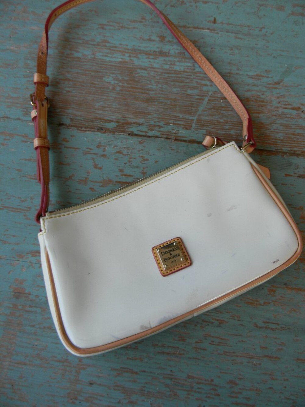 DOONEY & BOURKE IVORY PATENT LEATHER SMALL SHOULDER BAG **AS IS HAS STAIN